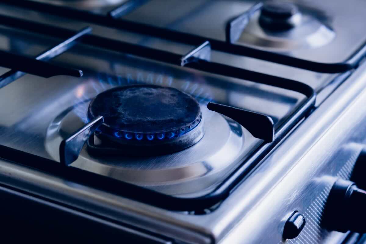fiamma accesa cucina