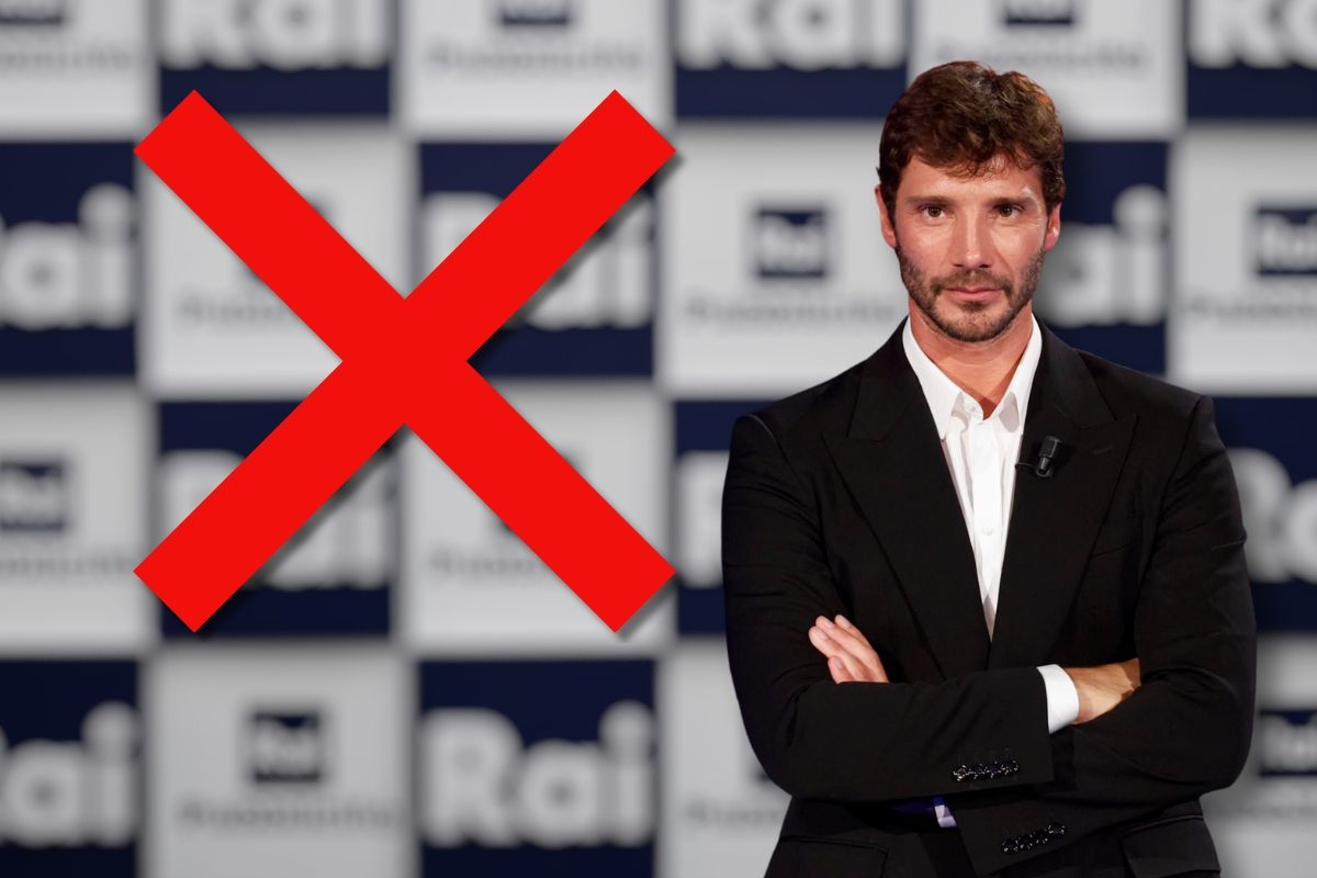 Rai, Stefano De Martino e croce rossa